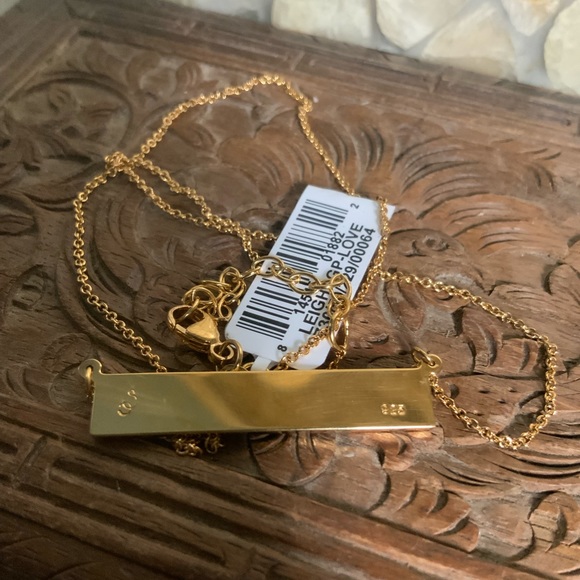 Sarah Chloe Mom Bar Necklace - Picture 4 of 11